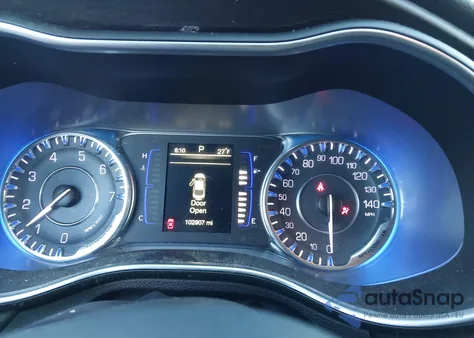 2016 Chrysler 200 Limited z USA, uszkodzony, nr VIN 1C3CCCAB3GN129776